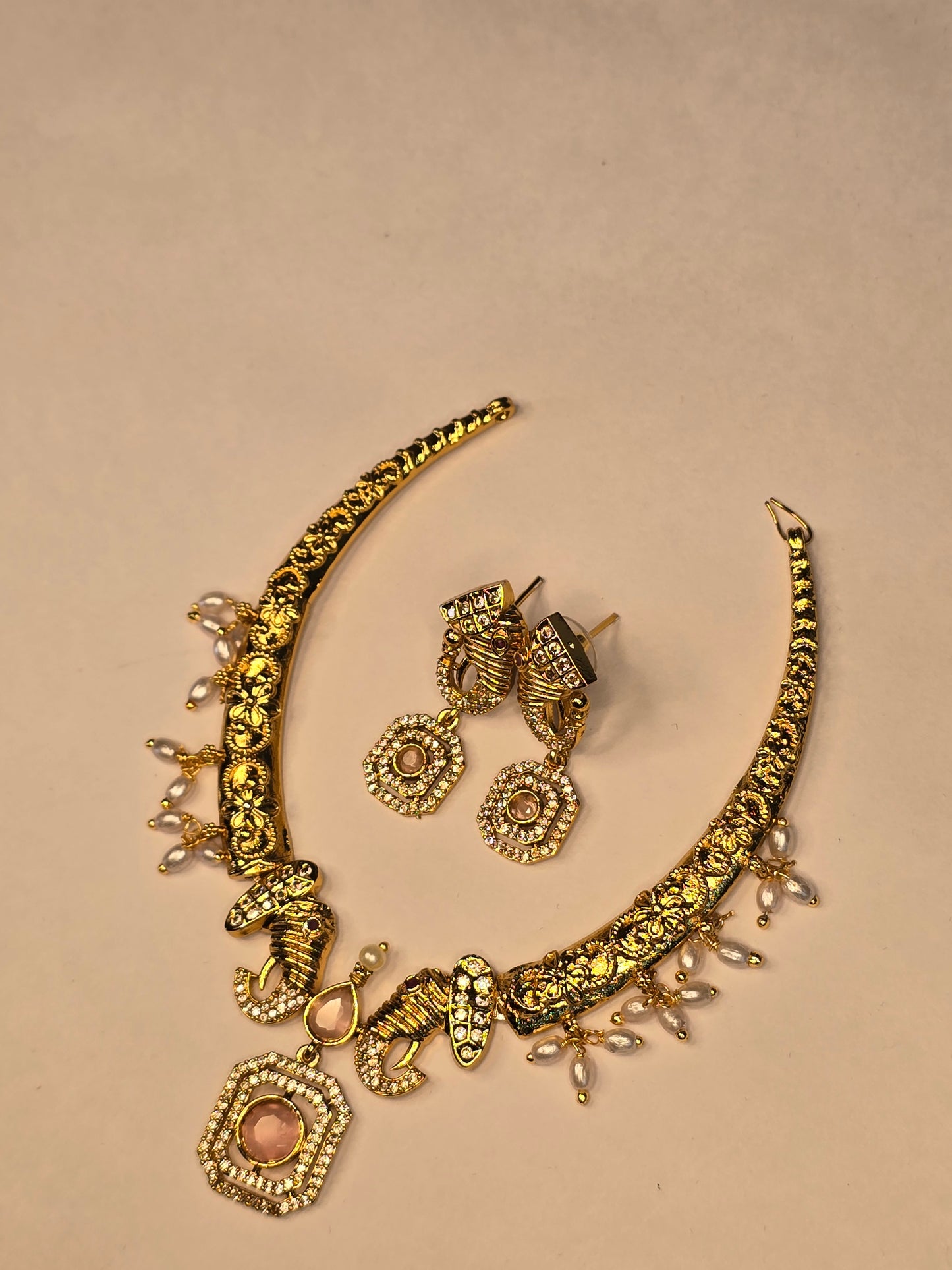 Neroni Traditional Gold-Tone Short Necklace Set with Earrings