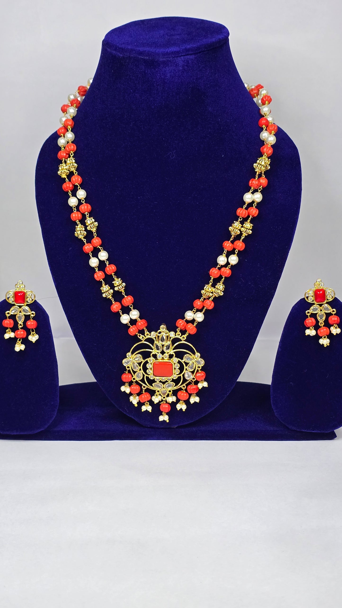 Neroni Traditional Coral Bead Necklace Set with Earrings