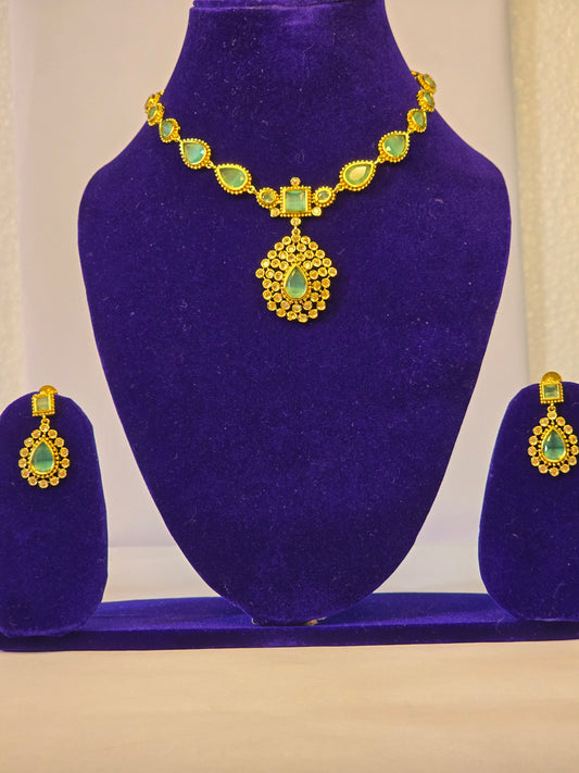 NERONI Gold-Plated Green Stone CZ Necklace Set – Royal Drop Design