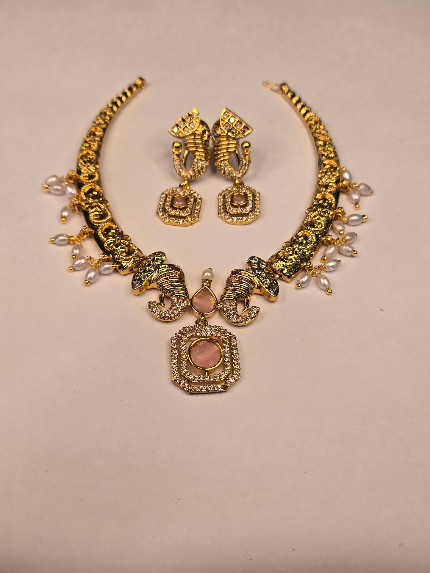 Neroni Traditional Gold-Tone Short Necklace Set with Earrings