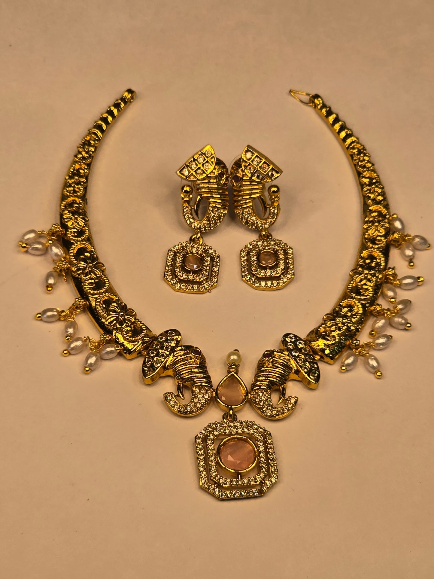Neroni Traditional Gold-Tone Short Necklace Set with Earrings