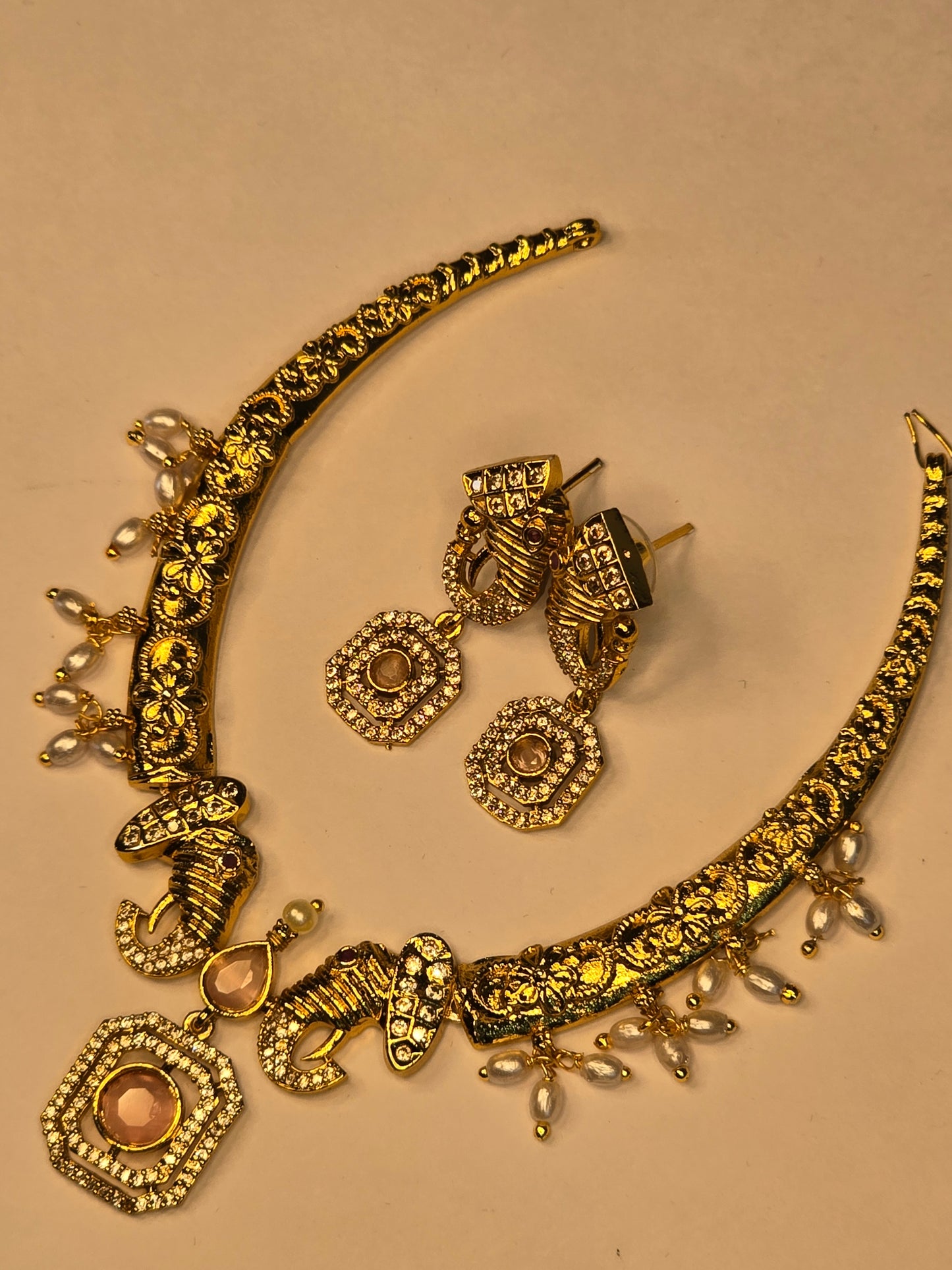Neroni Traditional Gold-Tone Short Necklace Set with Earrings