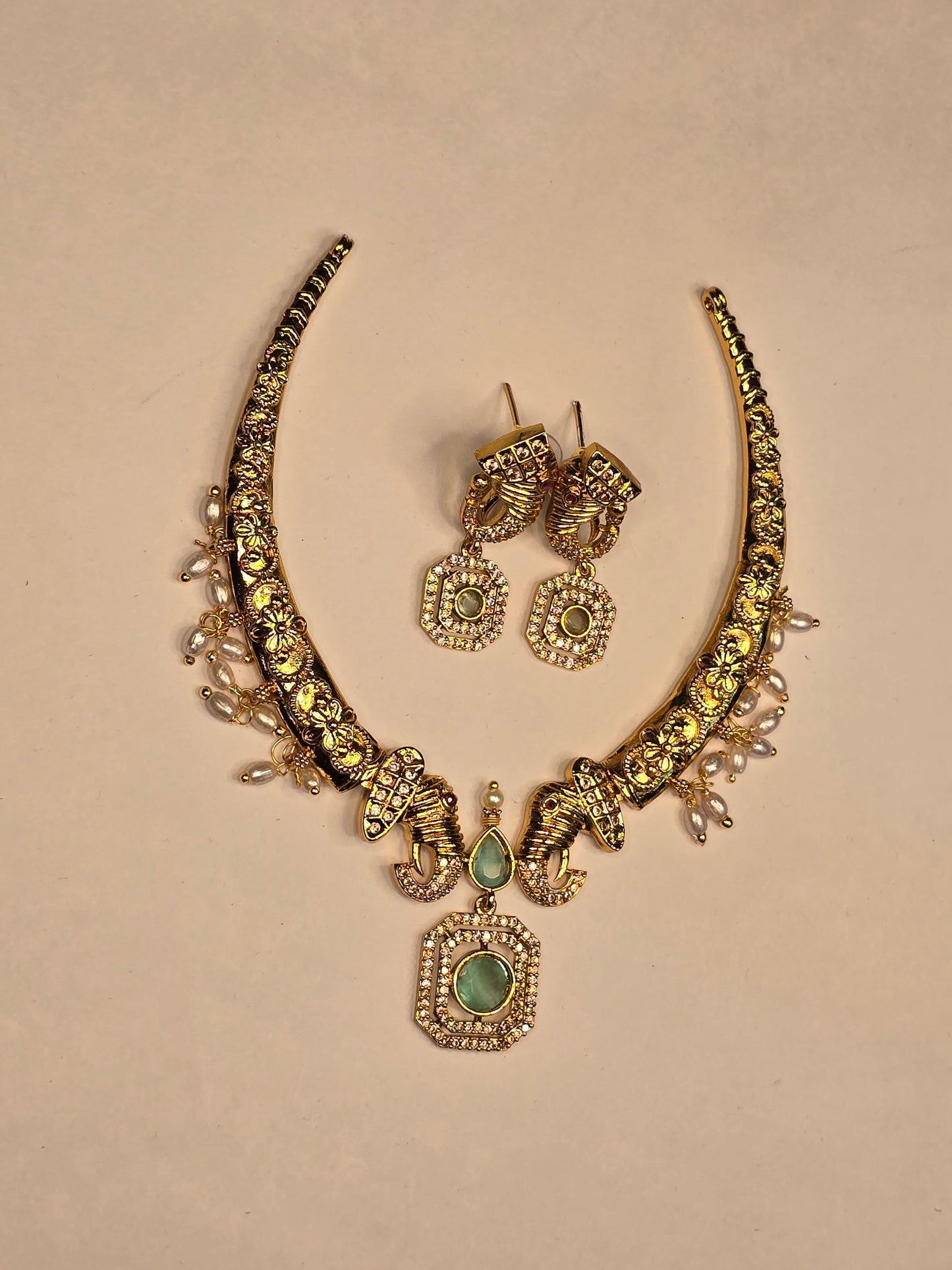Neroni Traditional Gold-Tone Short Necklace Set with Earrings