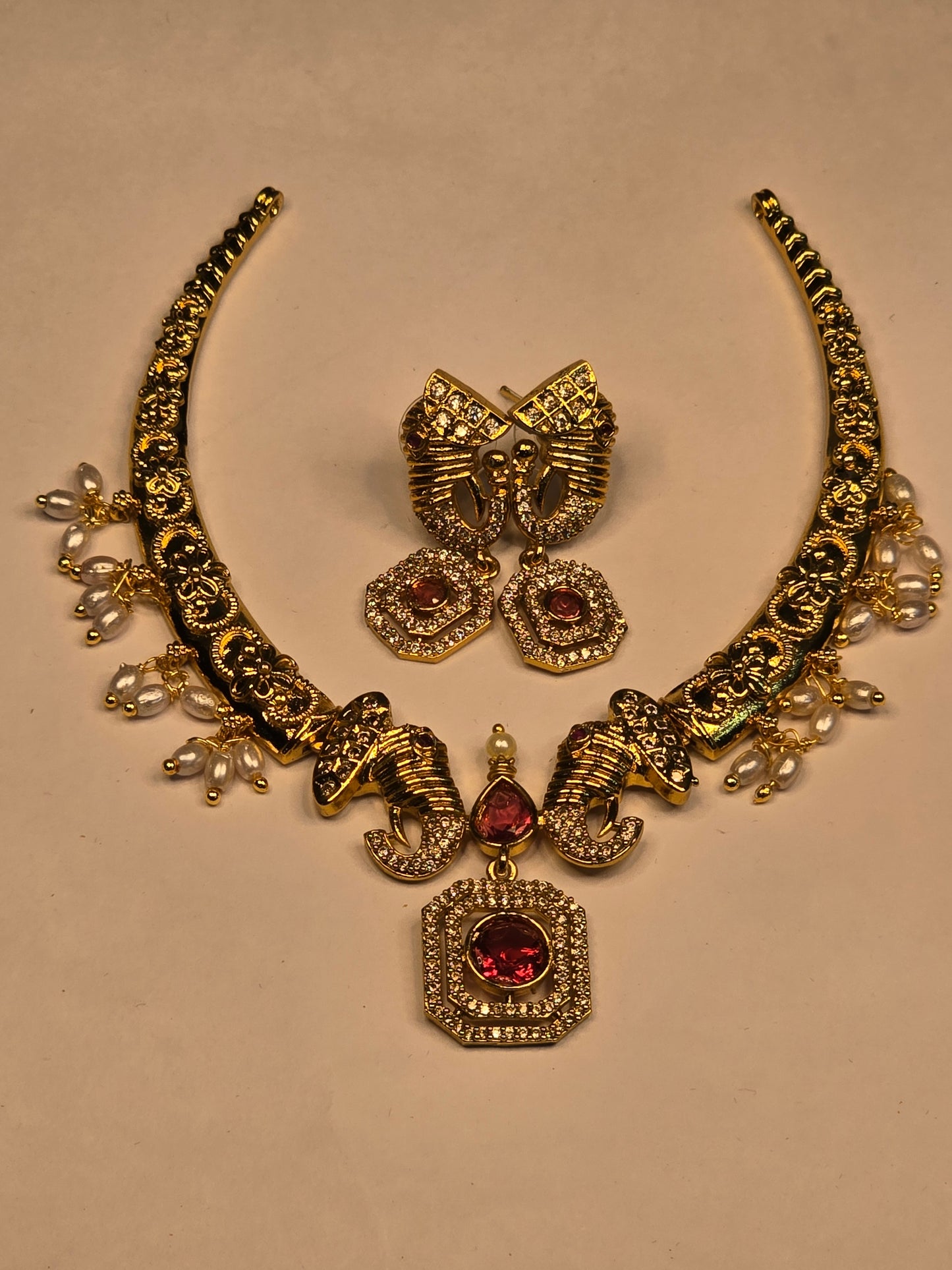 Neroni Traditional Gold-Tone Short Necklace Set with Earrings