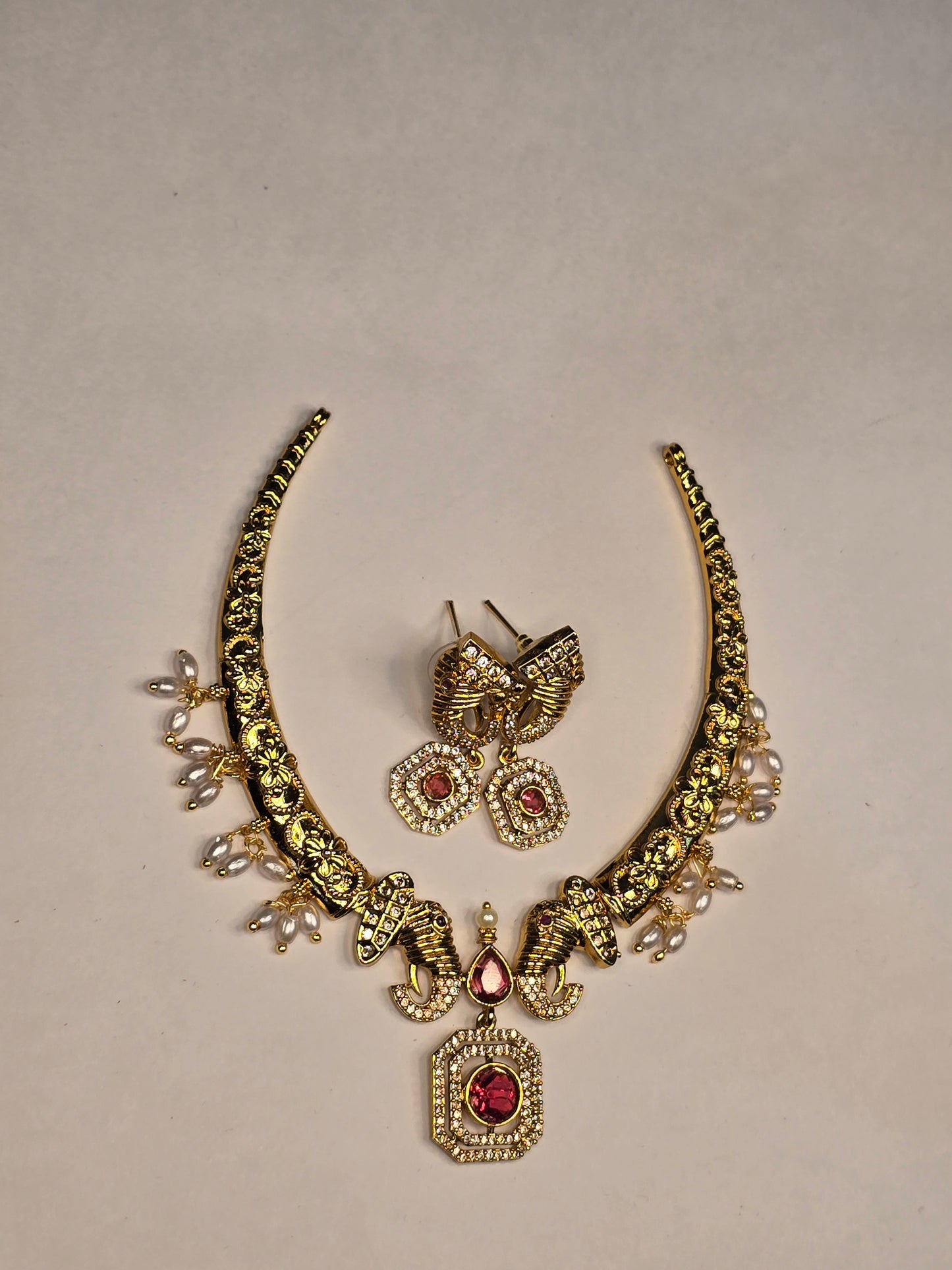 Neroni Traditional Gold-Tone Short Necklace Set with Earrings