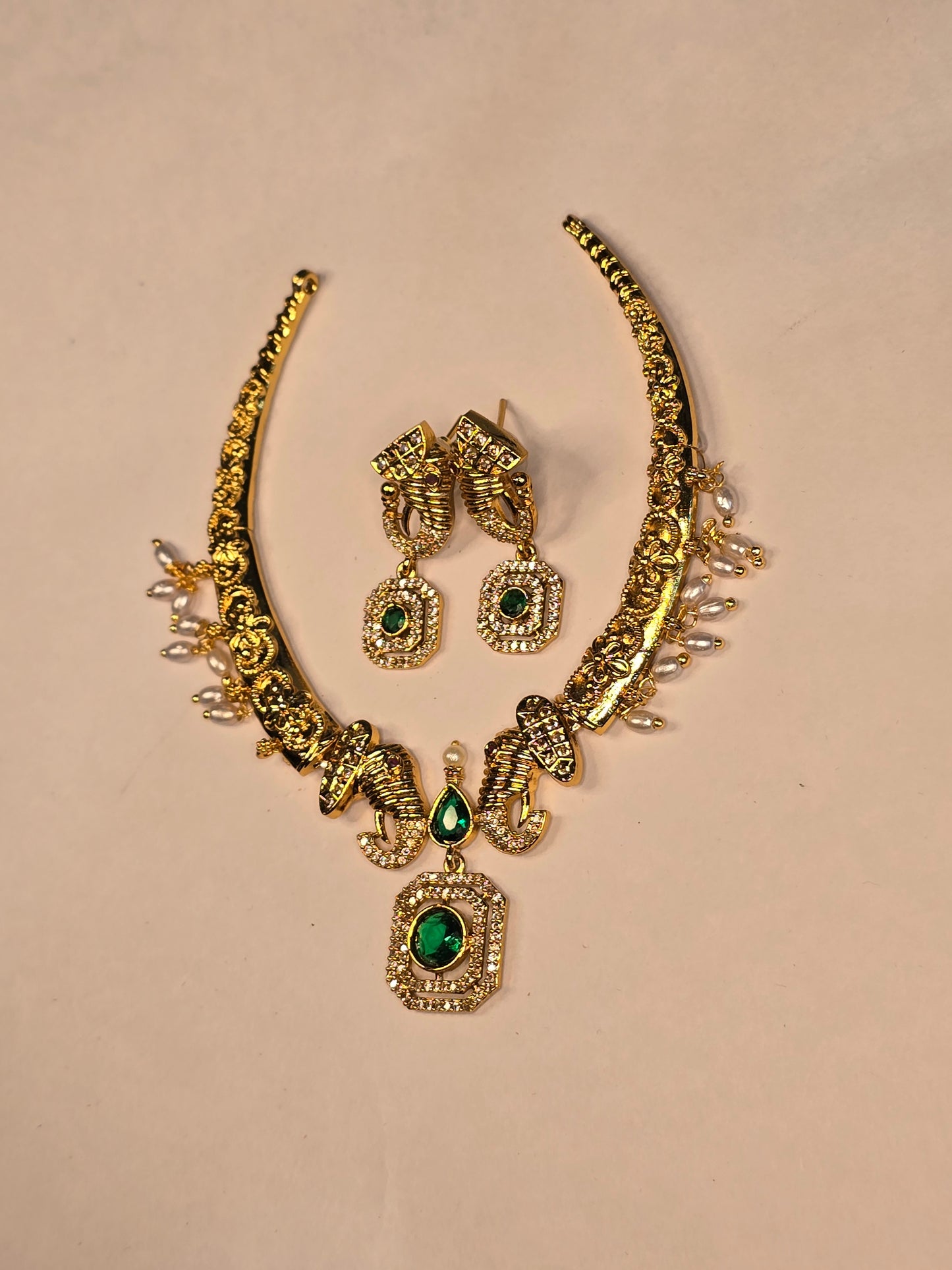 Neroni Traditional Gold-Tone Short Necklace Set with Earrings