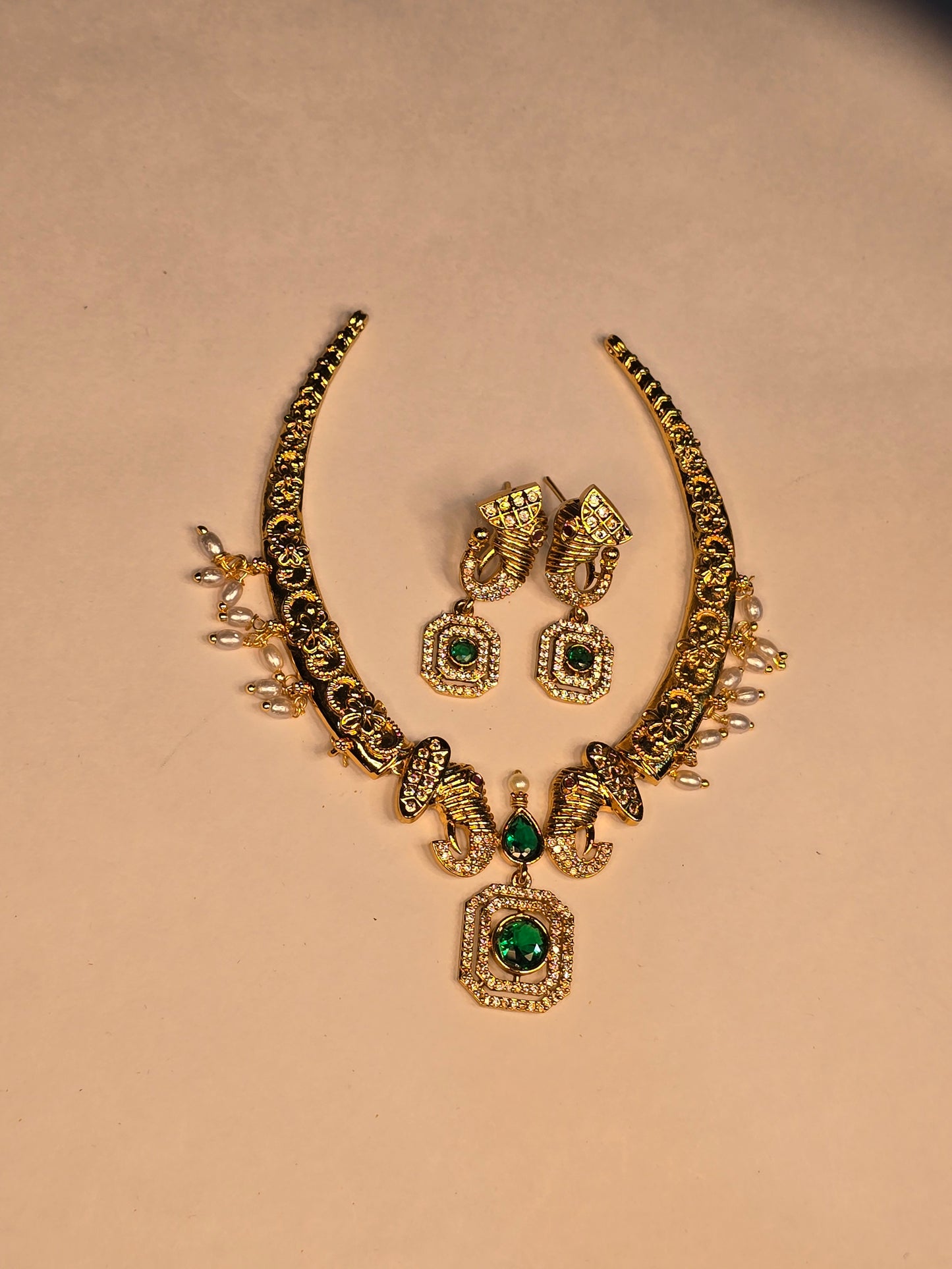 Neroni Traditional Gold-Tone Short Necklace Set with Earrings