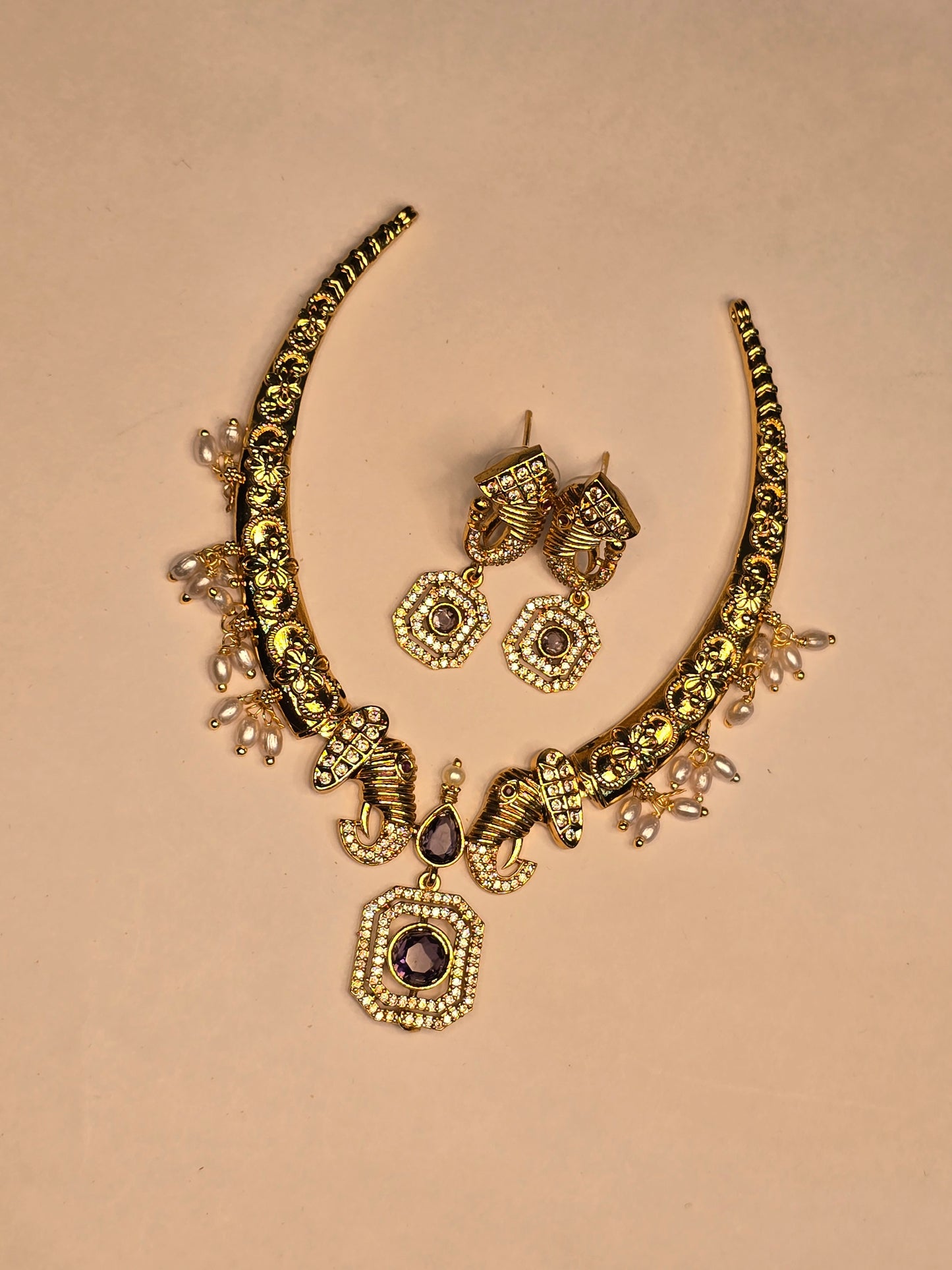 Neroni Traditional Gold-Tone Short Necklace Set with Earrings